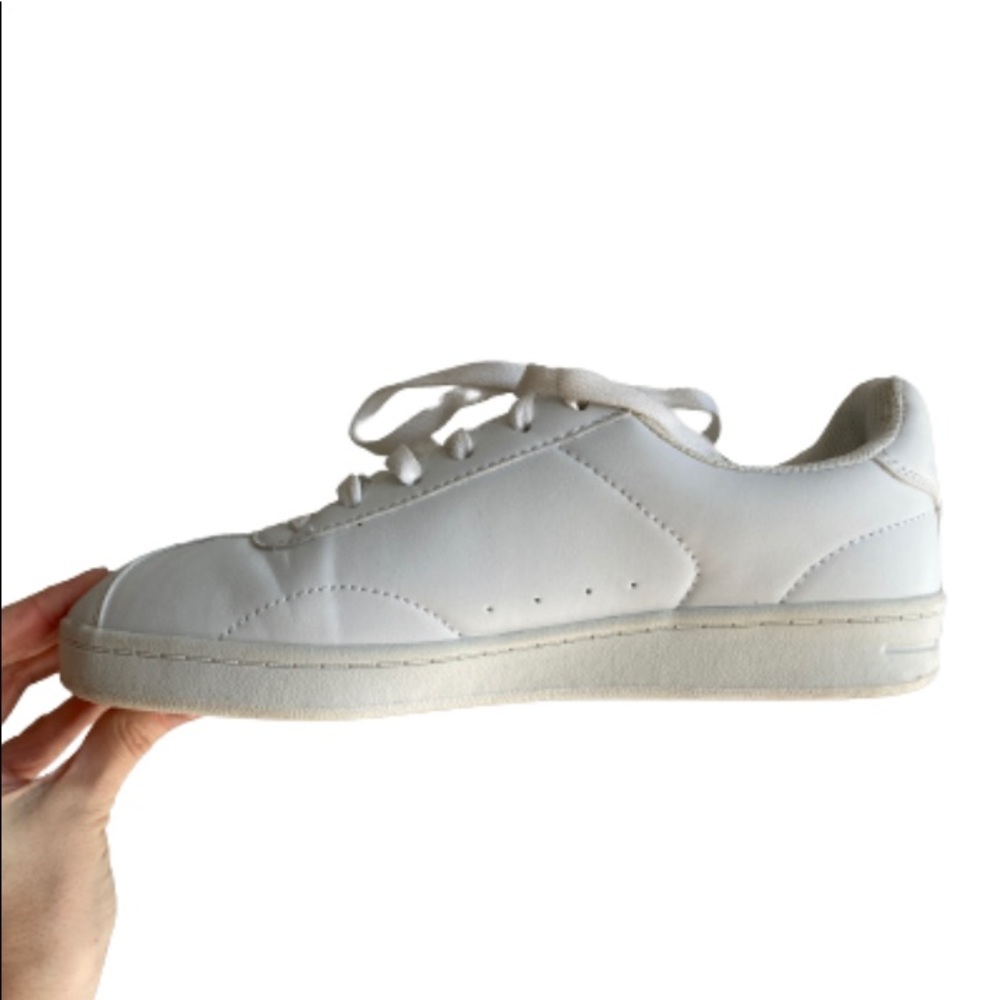 CHAMPION | round toe white lace up sneakers